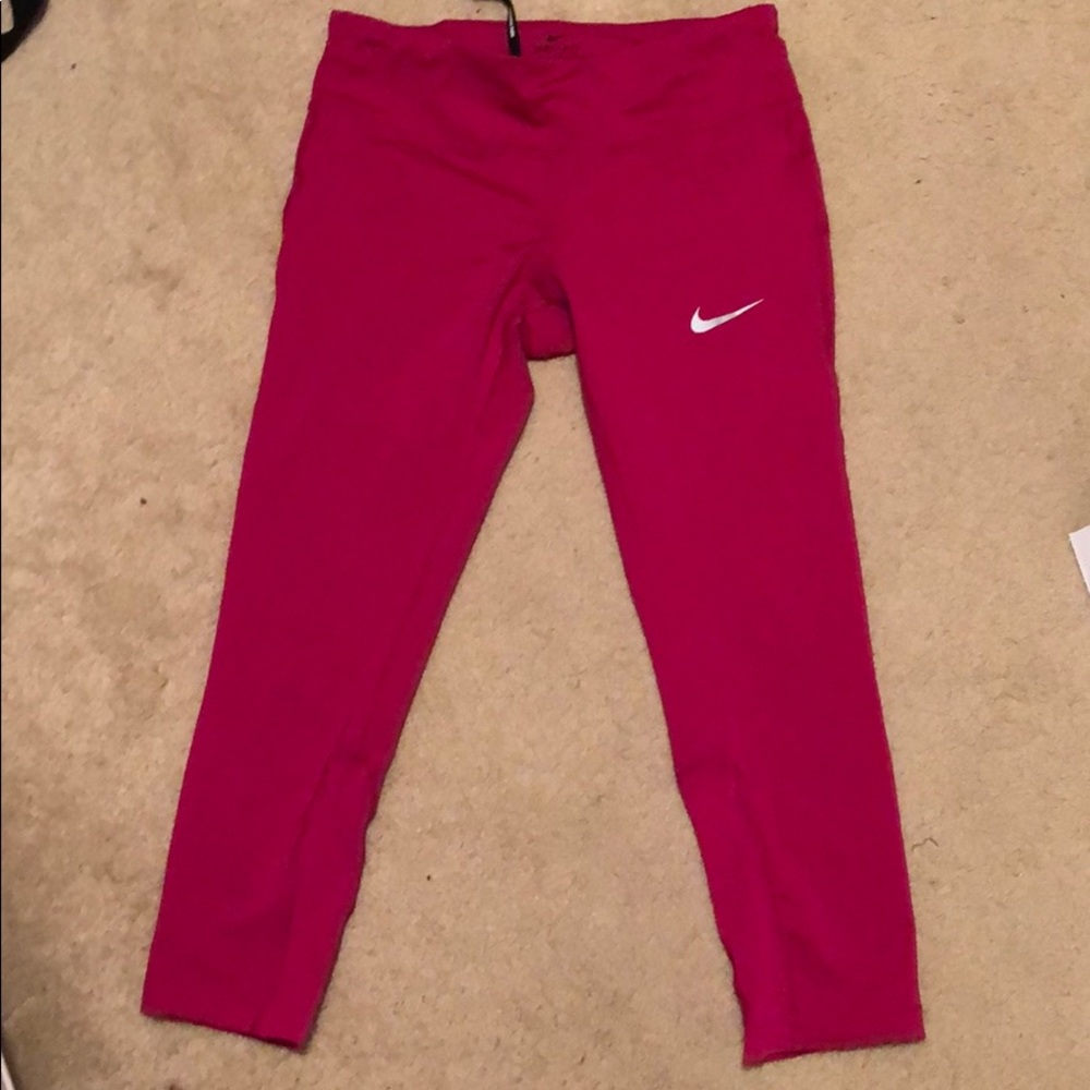 Hot pink Nike leggings-size small